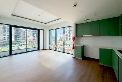 Corner Unit | Pool View | Mid Floor | Unfurnished