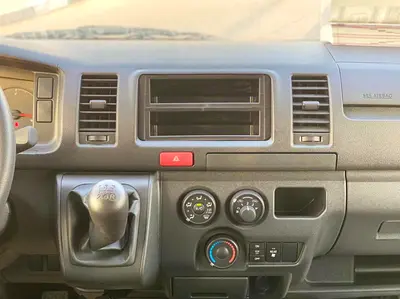 2026 Toyota HIACE 照片 10