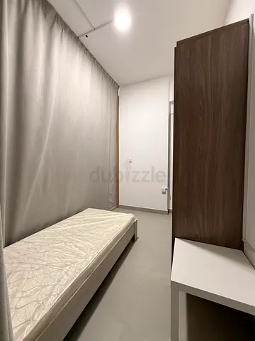 Semi-Partitioned Room – Toiled shared by two - Perfect for Professionals