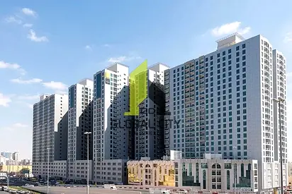Modern Furnished 1BHK Apartment in City Tower – Immediate Occupancy