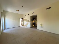 Inner Circle | Closed Kitchen | Balcony &amp; Terrace