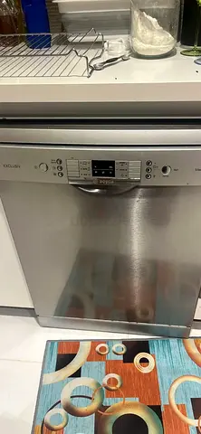Bosch Stainless Steel Built-in Dishwasher - Good Working Condition