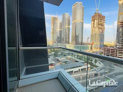READY TO MOVE | NEAR TO METRO | KEYS IN HAND