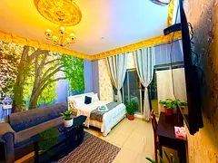 PREMIUM ROOM / WASHROOM SHARE / PERSONAL BALCONEY