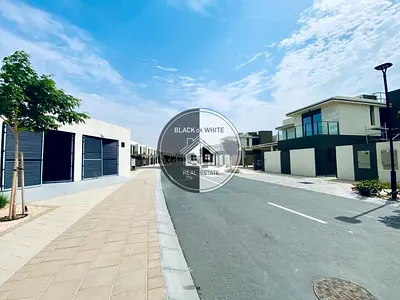 Spacious 2BR + Maids | Flacon Island
