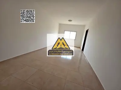 استوديو للإيجار السنوي في الجرف عجمان، يتميز بمساحة كبيرة جدًا وموقع ممتاز قريب من الجامعة وجميع الخدمات، مع سهولة الوصول إلى دبي والشارقة.