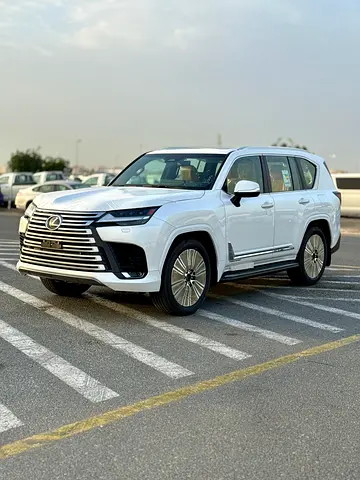 2025 Lexus LX 600 Signature - GCC Specs - Brand New