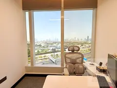 Desk Space with ejari | Free Wifi| Best For Start Ups