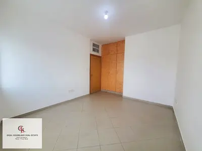 Spacious 2BHK | Central AC | Well maintained