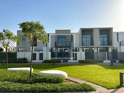 On Pool and Park | Vacant | Luxury