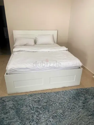 IKEA-style White queen size Bed Frame with mattress with Headboard and 4 storage drawers
