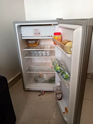 Geepas single door refrigerator 92 liters