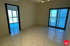 Bright &amp; Spacious Unit Near Expo City