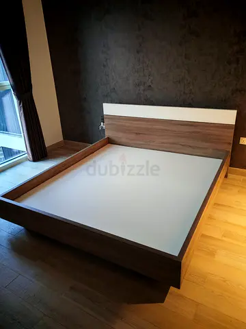 Double Bed Frame 180x200 with Headboard plus 2x night stands
