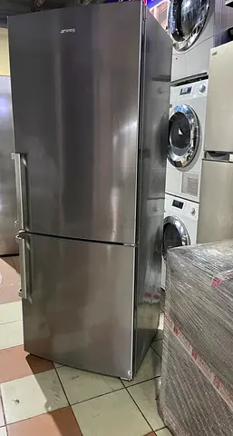 Smeg latest model bottom.freezer fridge refrigerator hy ezra