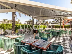 5 Star Hotel Restaurant | Prime Airport Location