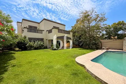 4 Bed Large | Internal Road | Well Maintained