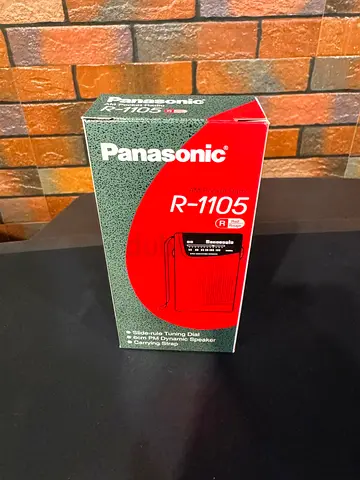 Panasonic pocket radio R-1105 ( Unused old stock)