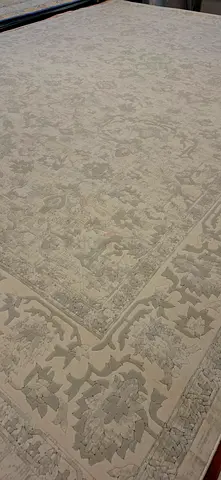 Light beige large area rug with floral turkish medallion pattern - excellent condition