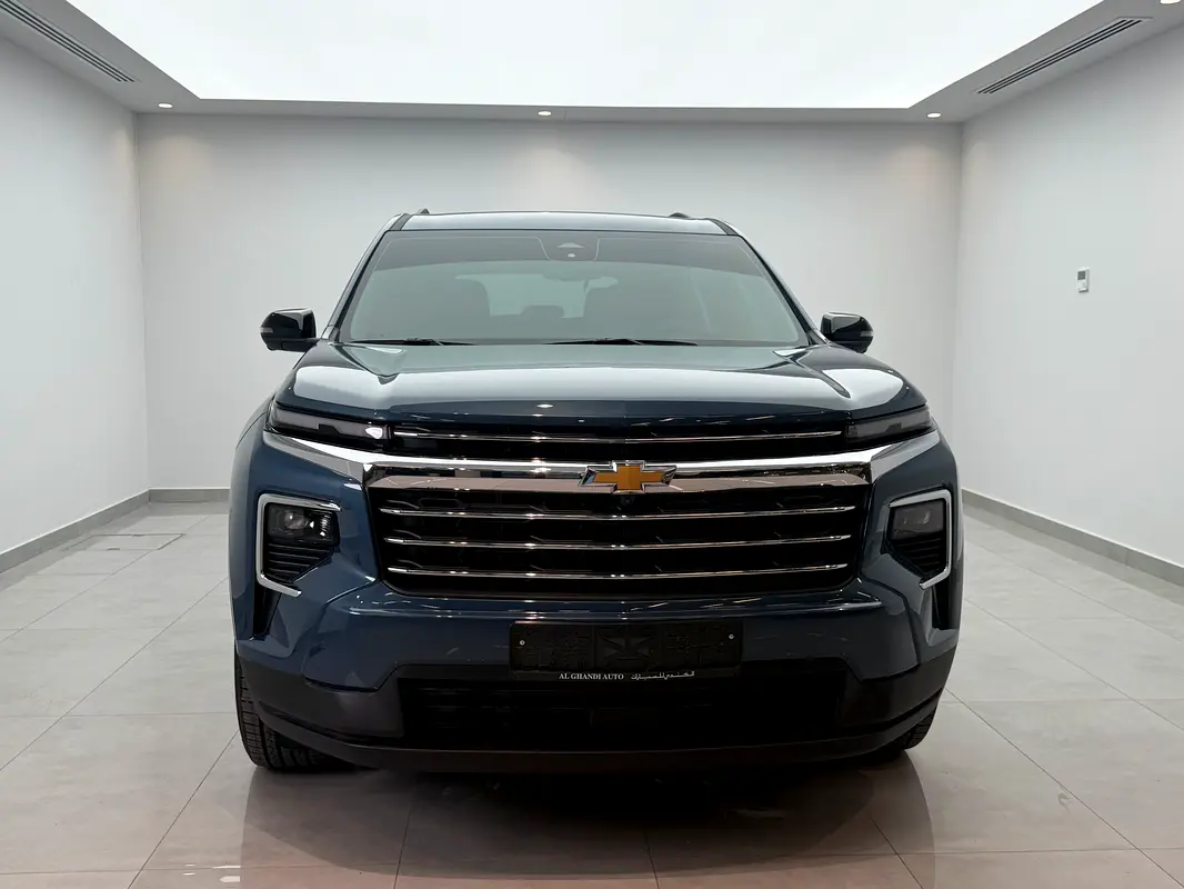 Chevrolet Traverse 2025 — photo 1 of 14