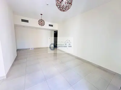 UNFURNISHED -PRIME LOCATION-Best layout