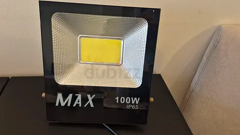 MAX 100W LED Floodlight (6500K) - IP65, Used