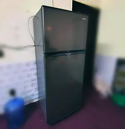 fridge refrigerator
