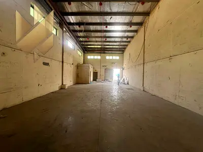 Warehouse in Industrial Area 10, 2,000 sq. ft. with 3-phase power, practical location at a great price