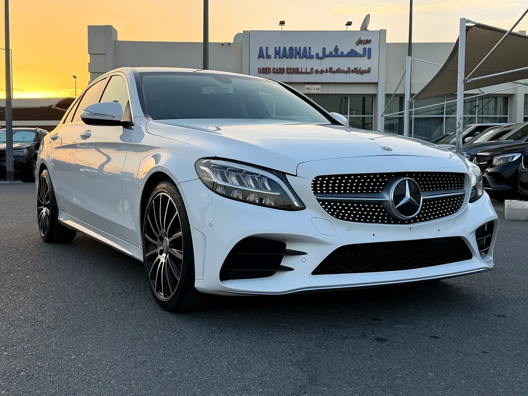 Mercedes-Benz C-Class 2020 — photo 1 of 19