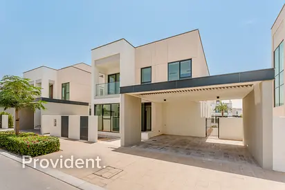 Brand new | Large Plot | Park and Amenities facing
