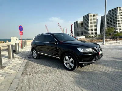 Volkswagen Touareg Bluemotion Technology 2016 - GCC Specs - Excellent Condition