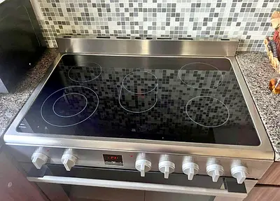 Bosch  5 Hubs Electric cooker for sale