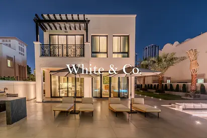 Exclusive | Fully Upgraded | Vacant Now