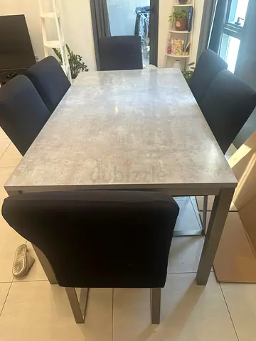 DINNING TABLE