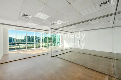 Glass Partitioned | Ready to Occupy | Chiller Free