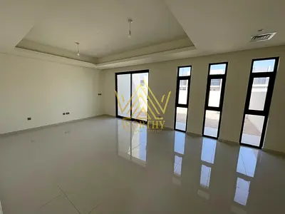 3 غرف نوم + خادمة | غرفة معيشة فسيحة ومريحة | مطبخ مغلق