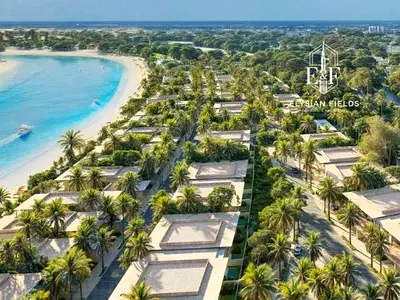 منزل تاون هاوس مكون من 4 غرف نوم / خطة دفع مرنة / مجمع جزر
