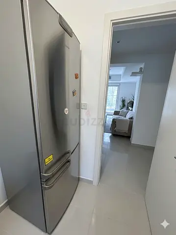 Bosch Silver Bottom-Freezer Refrigerator - Good Condition