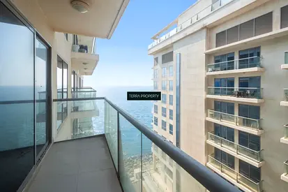 Luxurious - UPGRADED - Great Investment Location