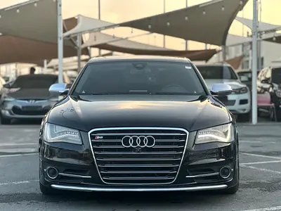 صورة 1 لـ 2013 AUDI S8