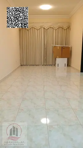 شقة فاخرة 3 غرف  وصالة مع باركن للبيع بابراج مدينة الامارات بالعامرة