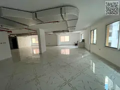 For rent: Mezzanine in a brand new building, 5000 square feet, suitable for all commercial activitie