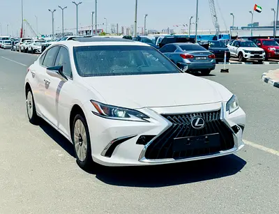 2025 Lexus ES 350 3.5L Luxury - GCC Specs - Brand New