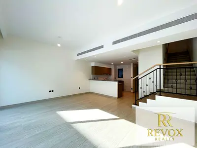 5 BEDROOM + MAIDS TOWNHOUSE | CLOSE TO CENTRAL HUB | L SHAPPED GARDEN | ROOFTOP ACESS