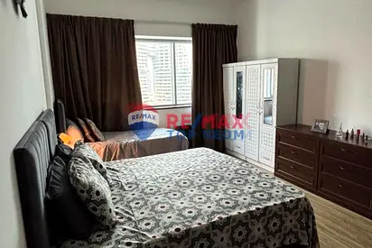 SKYLINE VIEW | UNFURNISHED | VACANT
