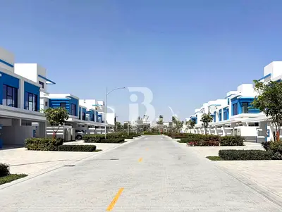 Elegant 4BR Villa in DAMAC Lagoons | Beach Access