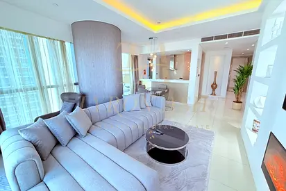 UNIQUE 2BR / CORNER UNIT / LARGE TERRACES