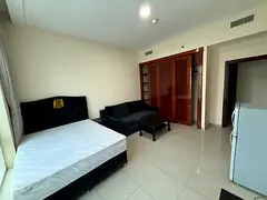 HIGH QUALITY ROOM FURNISHED FOR A LADIES ONLY