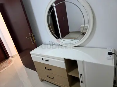 White  wood dressing table with round mirror and drawers , pan emirates, 10/10
