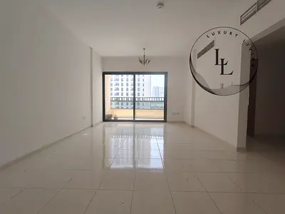 Lavish 2bhk with one month free balcony big kitchen and hall family building Al khan area.